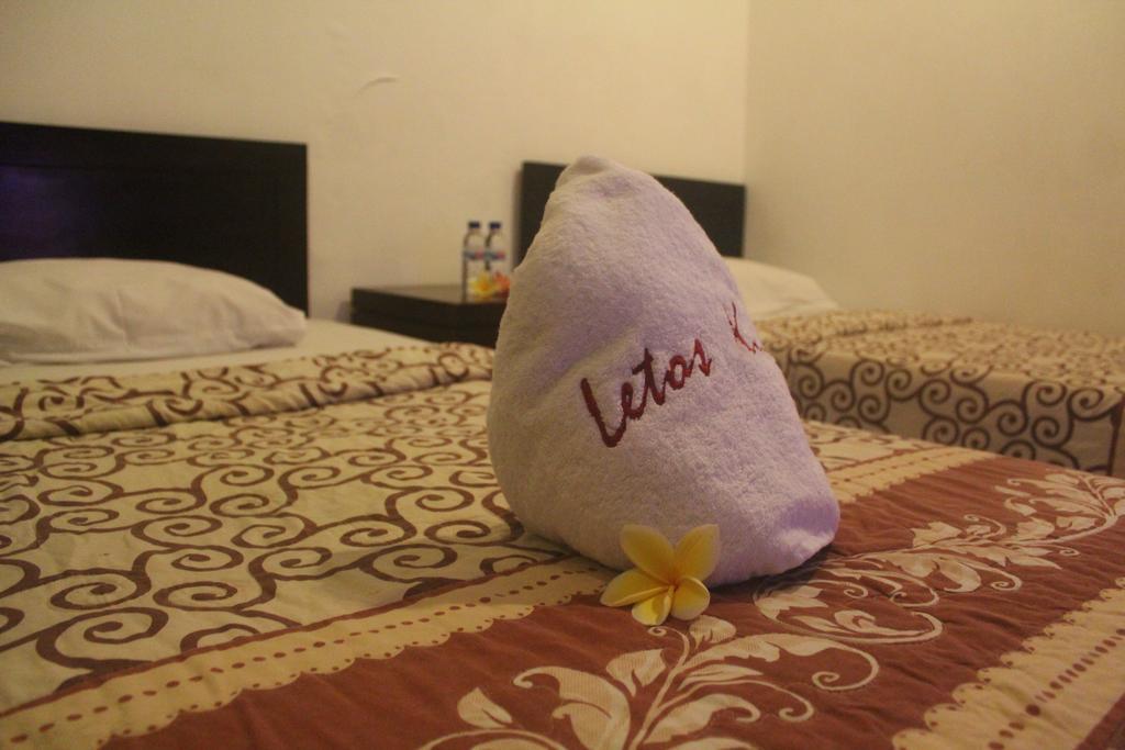 Letos Kubu Homestay Kuta  Luaran gambar