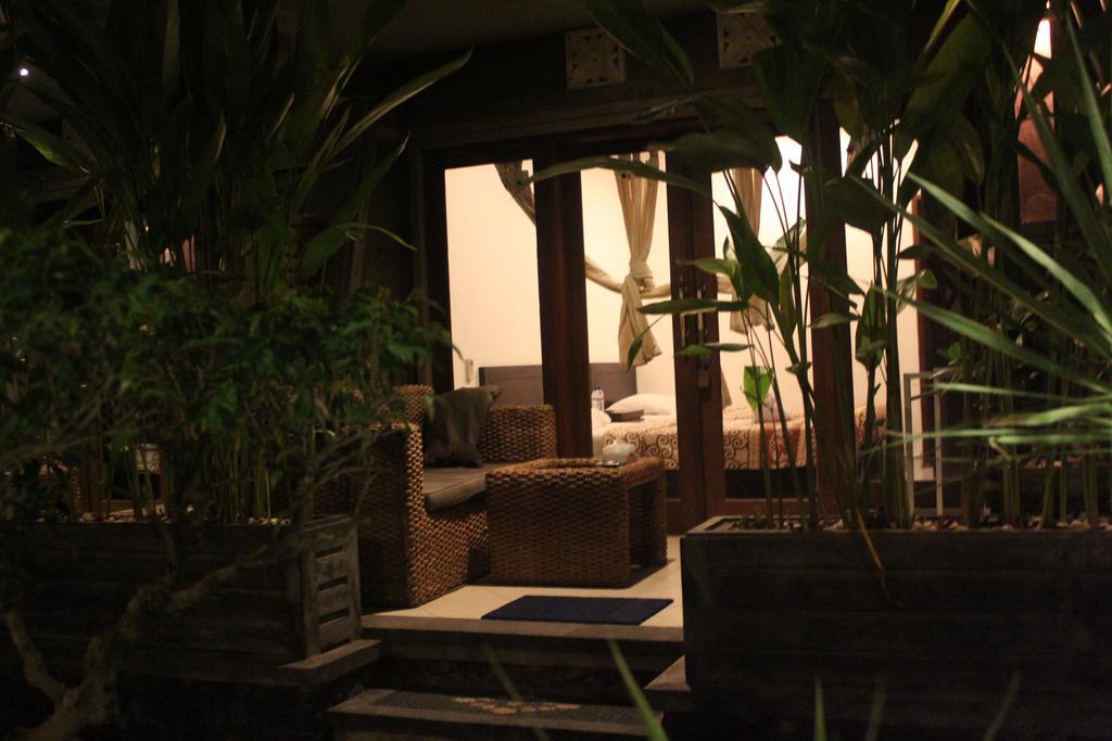 Letos Kubu Homestay Kuta  Luaran gambar