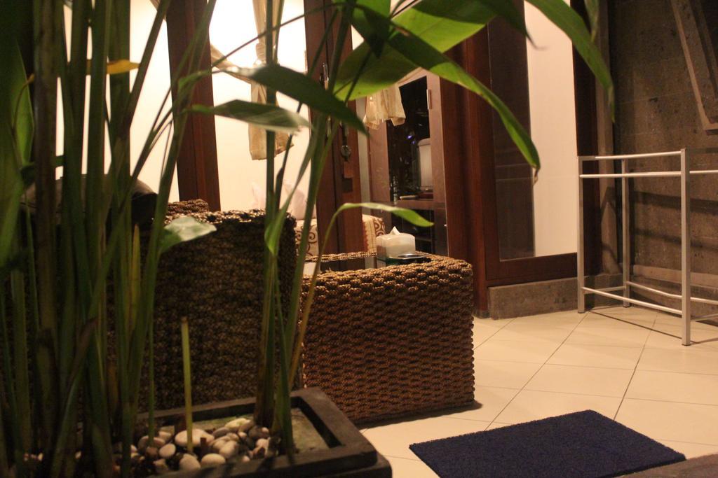 Letos Kubu Homestay Kuta  Luaran gambar