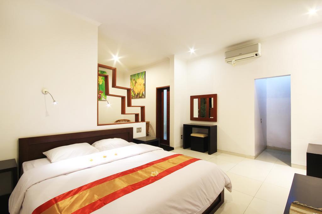 Letos Kubu Homestay Kuta  Luaran gambar