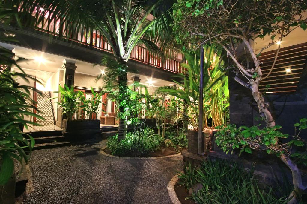 Letos Kubu Homestay Kuta  Luaran gambar